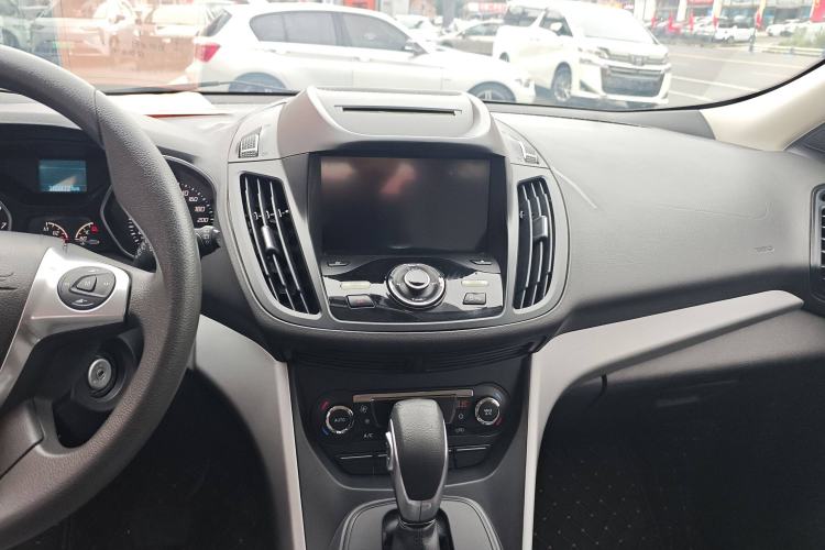 Used Ford Kuga 2015 1.5L GTDi Two-Wheel-Drive Comfort Model
