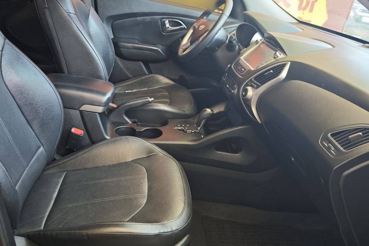 Used Hyundai ix35 2015 2.0L Automatic 2WD Smart Type China IV
