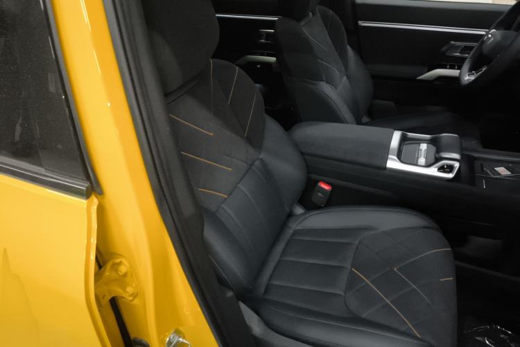 Used  G318 2025 Worry-Free Adventure Edition Four-Wheel Drive Secret Realm Version
