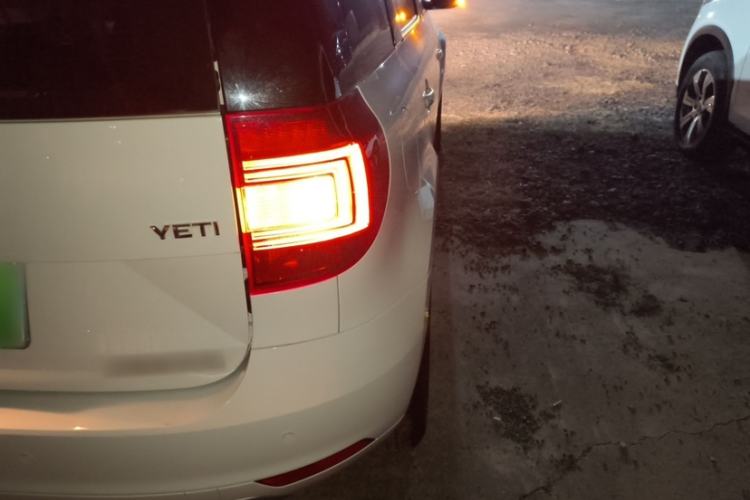 Used Skoda Yeti 2017 TSI280 DSG Advanced Edition
