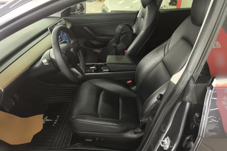 Used Tesla Model 3 2019 Long-Range All-Wheel-Drive Version
