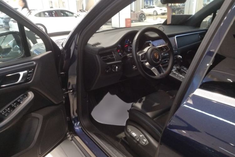 Used Porsche Macan 2018 Macan 2.0T
