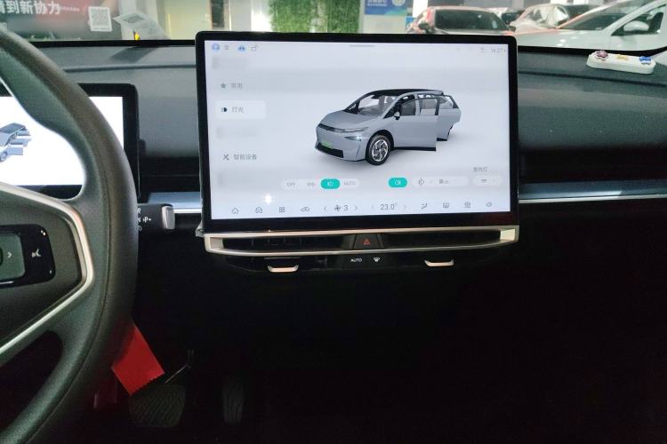 Used Venucia VX6 2024 520 Travel Edition
