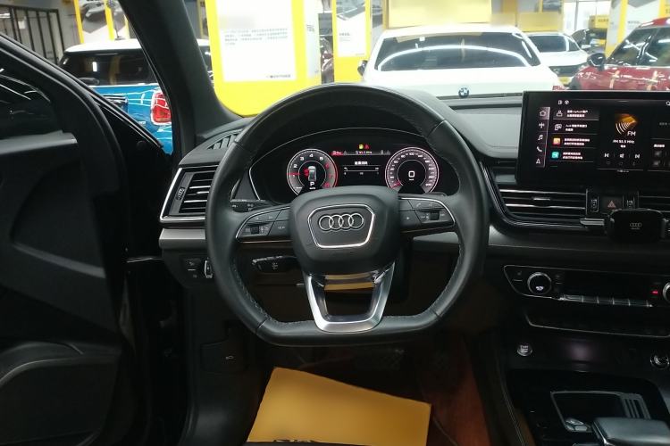 Used Audi Q5L 2023 40T Luxury Dynamic Model
