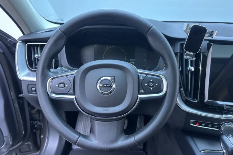 Used Volvo XC60 2020 T5 4x4 Zhiyi Luxury Edition
