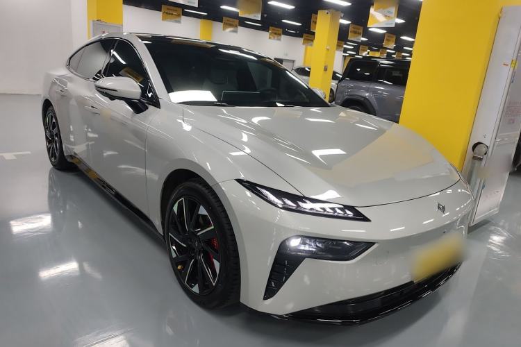 Used Dongfeng eπ eπ007 2024 620 Pro Version
