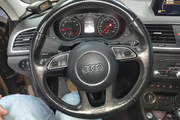 Used Audi Q3 2016 30 TFSI Fashion Model
