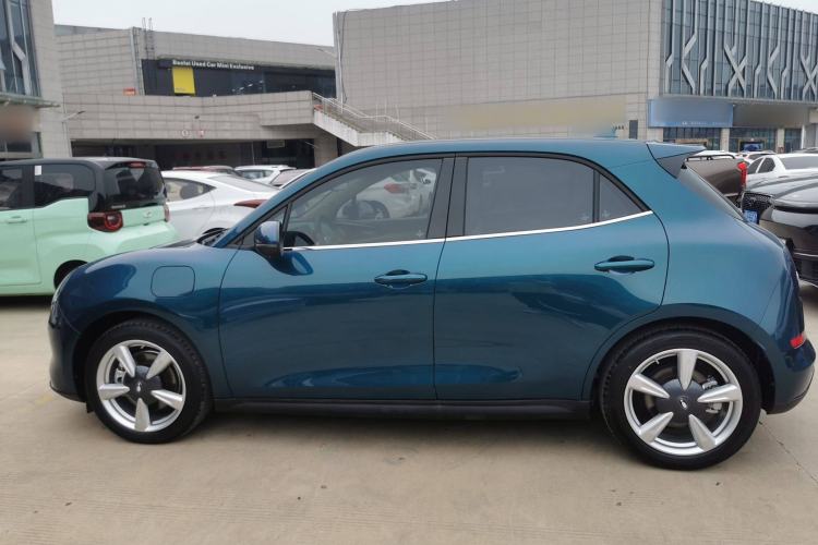 Used ORA Good Cat 2022 Morandi Edition 400km Standard Range Luxury Version Lithium-Ion Battery
