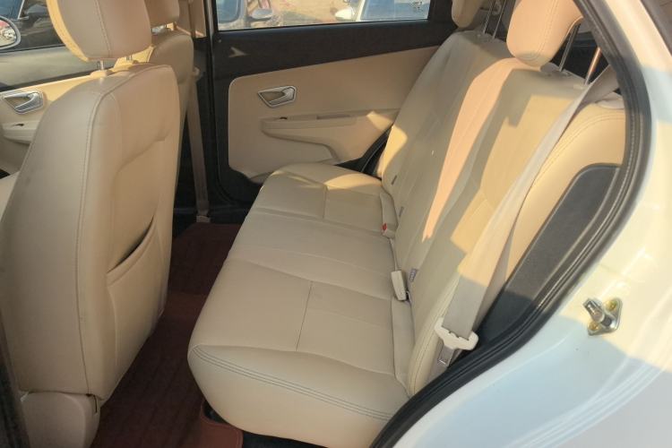 Used Chery Fengyun 2 2013 Hatchback 1.5L Manual Ruiyi Edition
