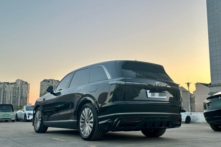 Used ONVO Luxeed L90 
