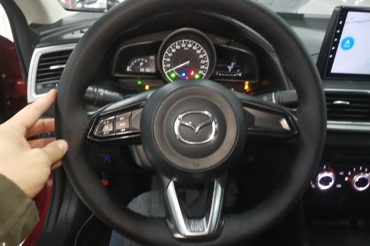 Used Mazda Mazda 3 Axela 2017 Sedan 1.5L Automatic Comfort Model Emission Standard China V
