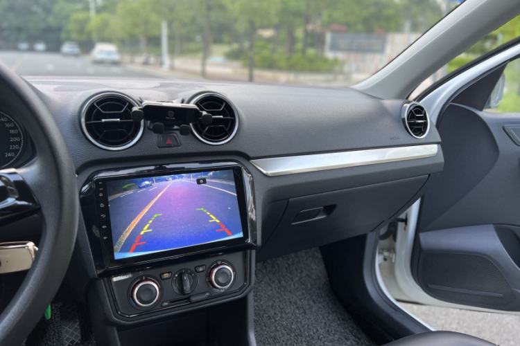 Used Volkswagen Jetta 2017 1.5L Automatic Fashion Model
