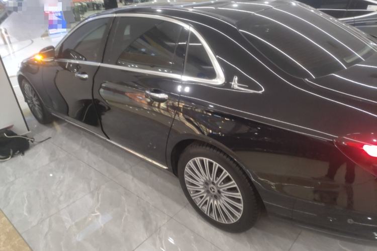 Used Mercedes-Benz E-Class 2023 E 300 L Stylish Model
