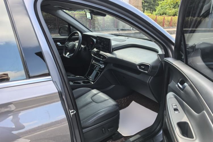 Used Hyundai Santa Fe 2019 380 TGDi DLX Automatic Two-Wheel Drive Prestige Plus Version China VI Standard
