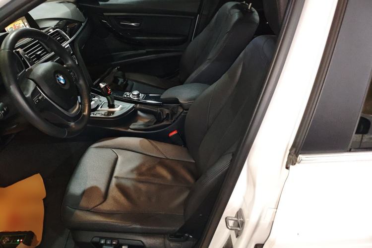 Used BMW 3 Series 2016 320Li Fashion Model
