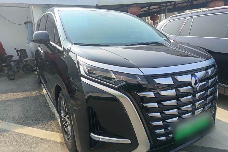 Used Denza D9 2025 DM-i Smart Drive 1020 Four-Wheel Drive Premium Model