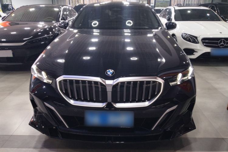 Used BMW 5 Series 2024 530Li Leading Model M Sport Package