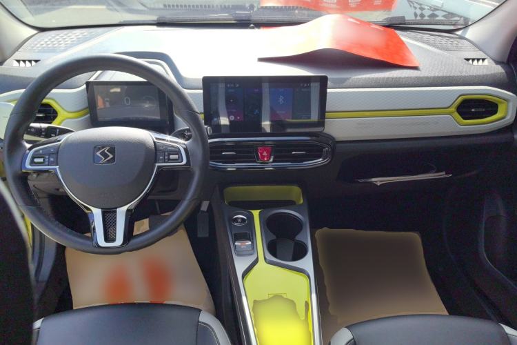 Used SOL E10X 2021 302km Range Superior Version 30.2 kWh
