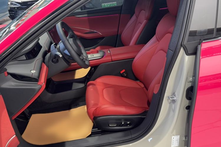 Used  SU7 2024 Rear-Drive Long-Range Intelligent Driving Version
