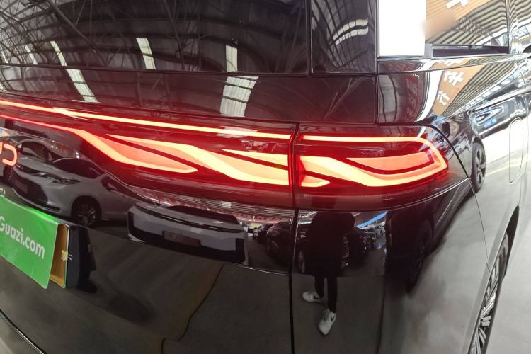 Used BYD Xia 2025 DM-i 1.5T 180km Beyond Edition
