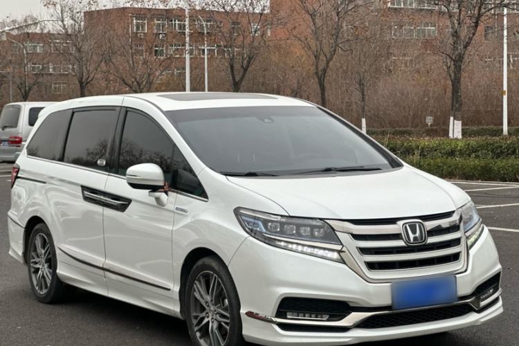 Used Honda Elysion 2019 2.0L Hybrid Luxury Edition
