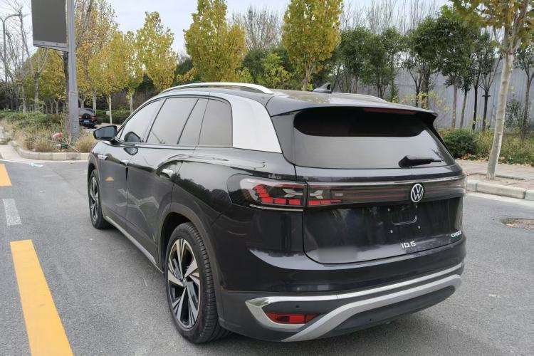 Used Volkswagen ID.6 CROZZ 2022 Long-Range PRO Edition
