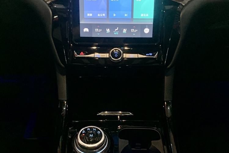 Used Ford Explorer 2020 EcoBoost 285 4x4 Titanium Edition 6 Seats