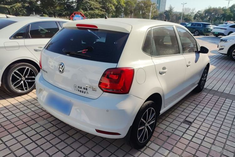 Used Volkswagen Polo 2016 1.6L Automatic Comfort Model
