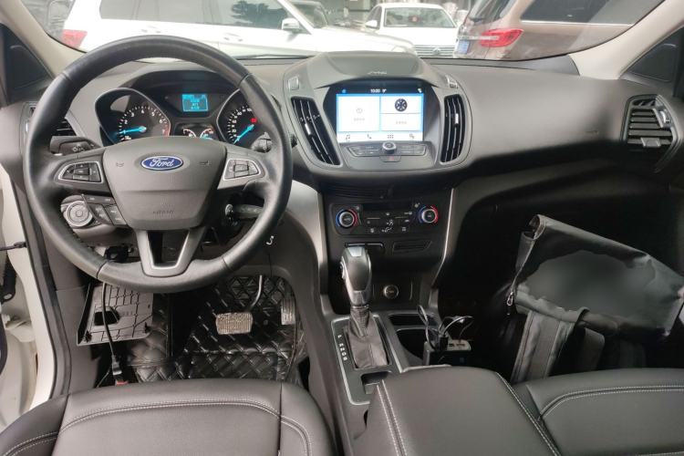 Used Ford Kuga 2019 EcoBoost 180 Two-Wheel-Drive Platinum Edition China VI Standard