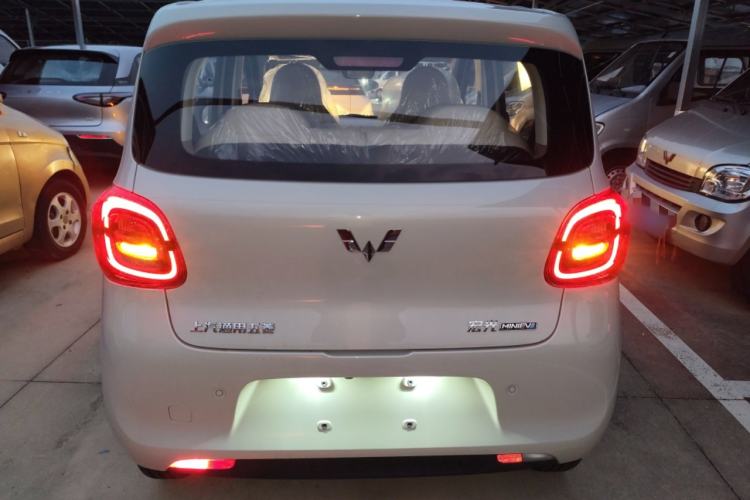 Used Wuling Hongguang MINIEV 2025 Four-Door Version Advanced Edition
