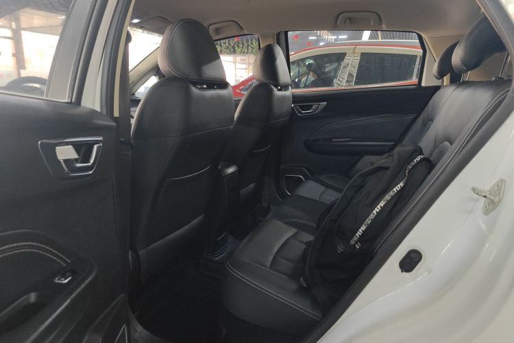 Used Geely Auto Vision X3 2019 Upgraded Model 1.5L Manual Elite Version