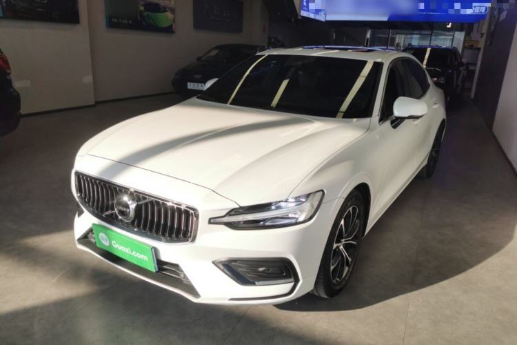 Used Volvo S60 2020 T4 Zhiyi Luxury Edition