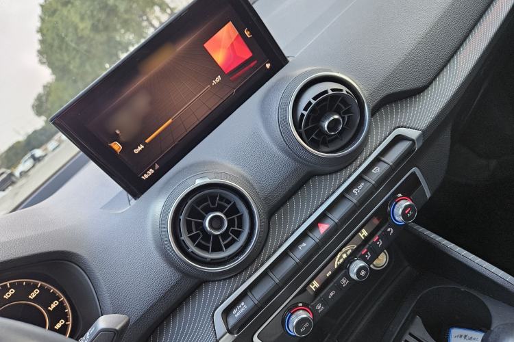 Used Audi Q2L e-tron 2019 Q2L e-tron Pure Electric Smart Enjoyment Model
