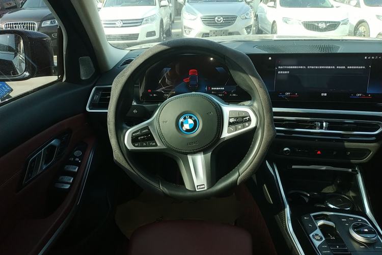 Used BMW i3 2022 eDrive 35 L
