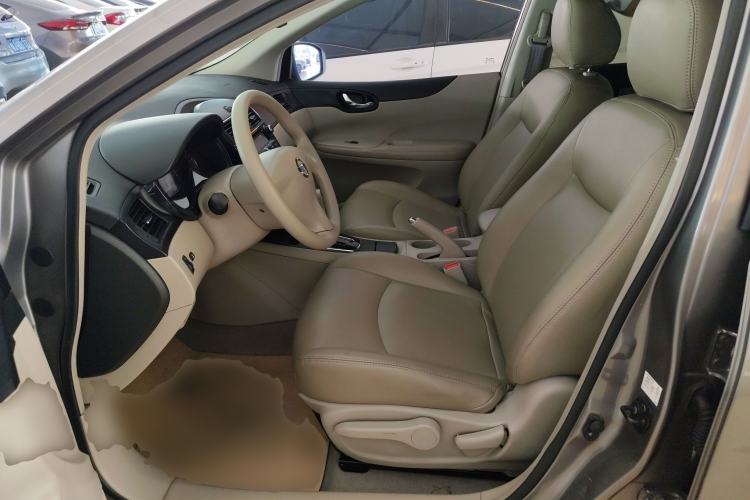 Used Nissan Tiida 2011 1.6L CVT Comfort Model
