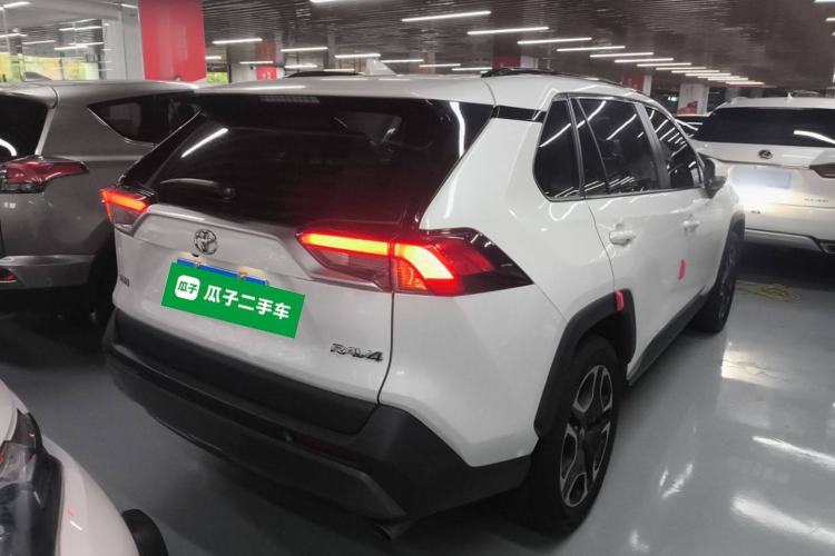 Used Toyota RAV4 2020 2.0L CVT Two-Wheel Drive Prestige Edition
