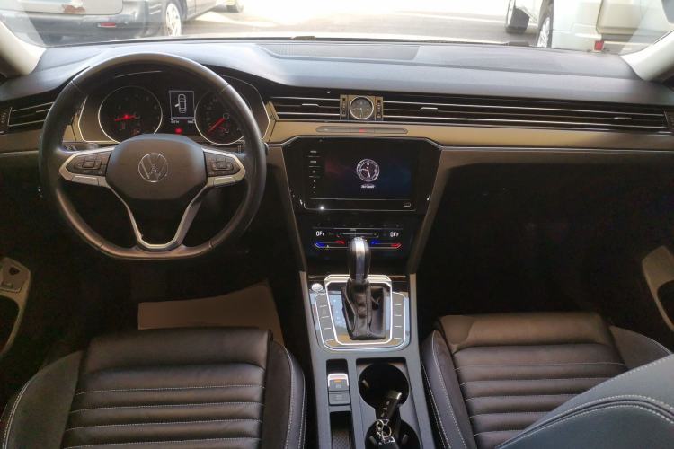 Used Volkswagen Magotan 2020 330TSI DSG Leading Model
