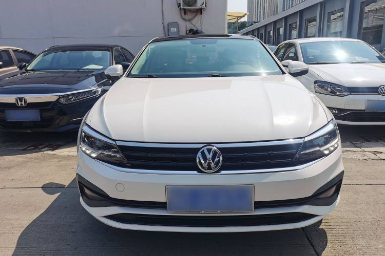 Used Volkswagen Lamando 2019 230TSI DSG Fashion Edition China VI
