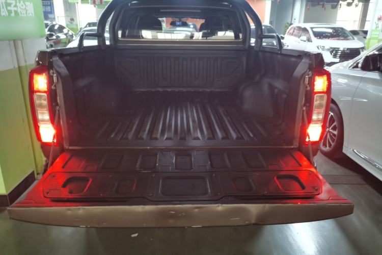 Used Great Wall Poer 2019 2.0T Commercial Version Manual Diesel Two-Wheel Drive Elite Long-Box GW4D20M
