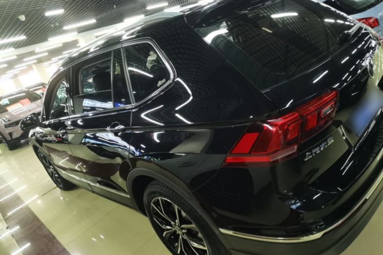 Used Volkswagen Tiguan L 2019 330TSI Automatic Two-Wheel Drive Smart Luxury Version China V Emission Standard
