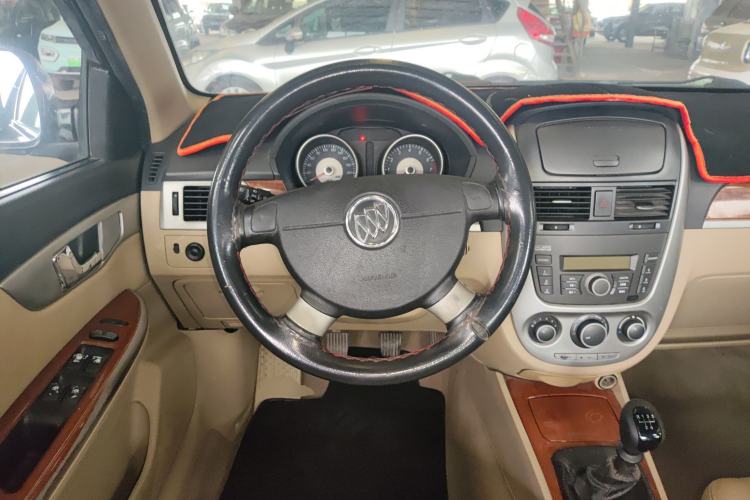 Used Buick Excelle 2013 1.5L Manual Luxury Model
