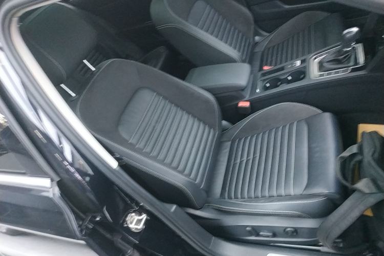 Used Volkswagen Magotan 2020 330TSI DSG Leading Model
