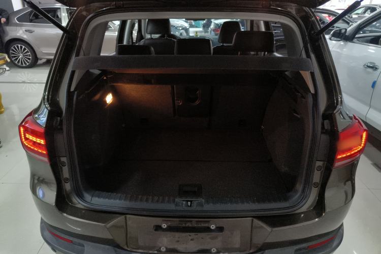 Used Volkswagen Tiguan 2016 300TSI Automatic All-Wheel Drive Luxury Edition
