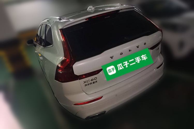 Used Volvo XC60 2019 T5 4x4 Smart Edition China V Standard