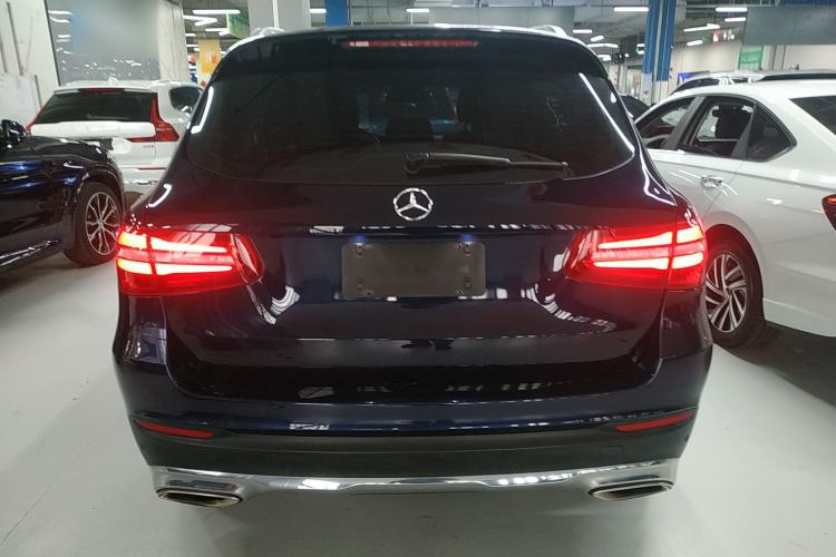 Used Mercedes-Benz GLC 2016 GLC 260 4MATIC Luxury Model
