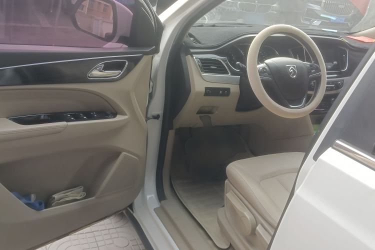 Used Baojun 730 2016 1.5L Manual Luxury Edition 7 Seats