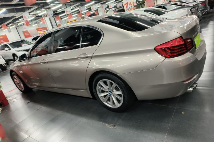 Used BMW 5 Series 2014 520Li Elegant Model
