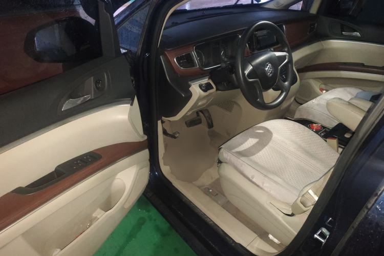 Used Buick GL8 2014 2.4L CT Luxury Business Comfort Edition