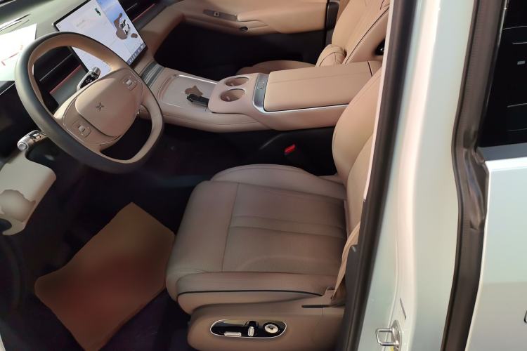 Used XPeng X9 2025 740 Ultra-Long Range Max
