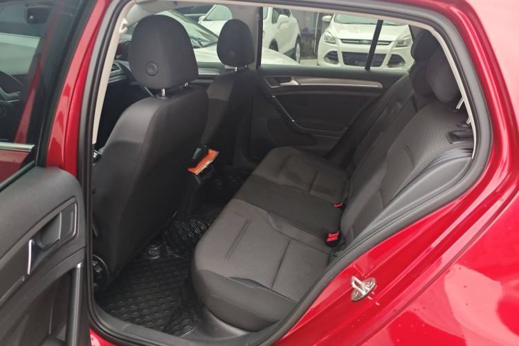 Used Volkswagen Golf 2016 1.6L Automatic Comfort Model
